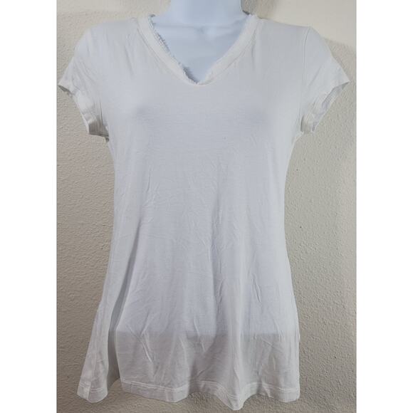 Banana Republic White Frayed V Neck Collar Small Lightweight Cap Sleeves Soft - Picture 1 of 6